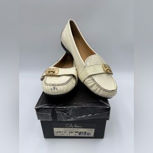 Cole Haan Women's Patent Cream Air Tali Loc Moc Loafers with Gold Buckle SZ 11
